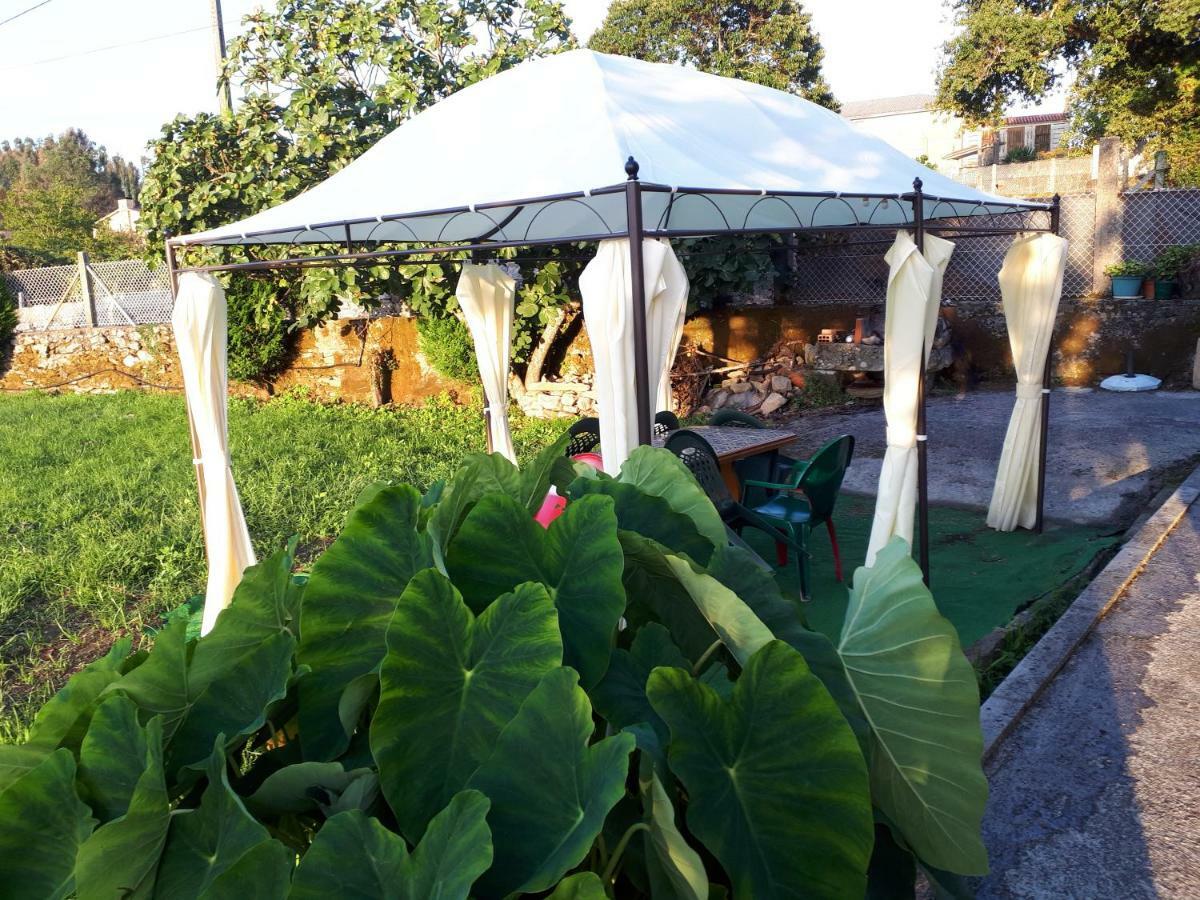 Casa Rural Manuela As Mirans Luaran gambar